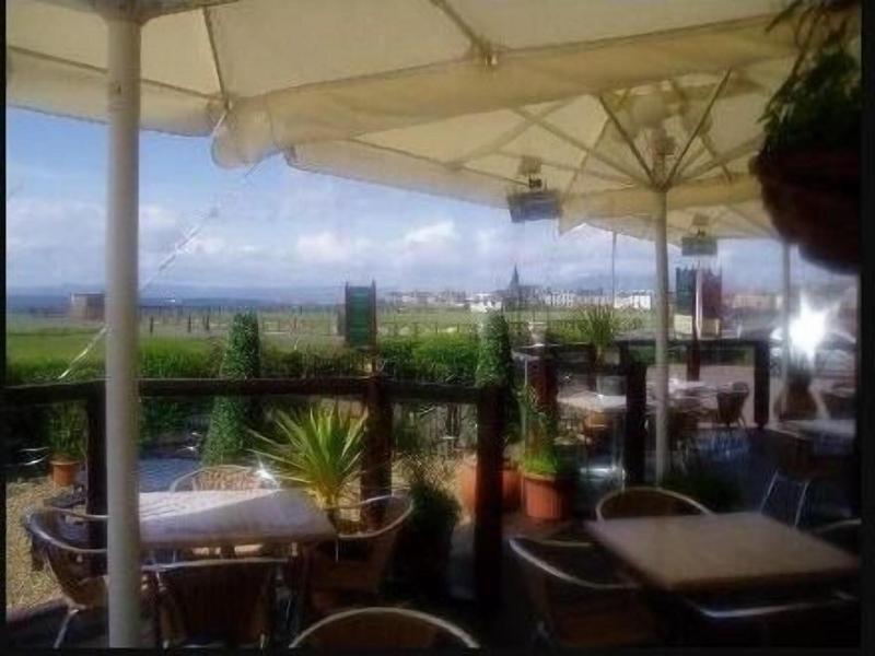 Lauriston Hotel image
