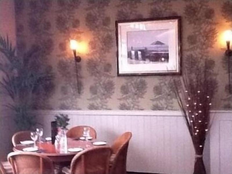 Lauriston Hotel image