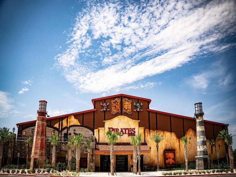 ResortQuest Rentals at Sunrise Beach Resort