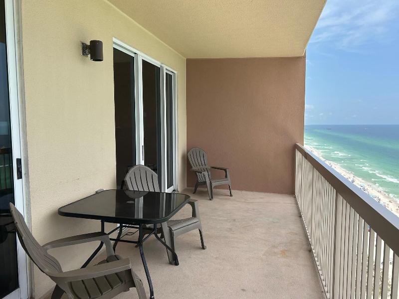 ResortQuest Rentals at Sunrise Beach Resort