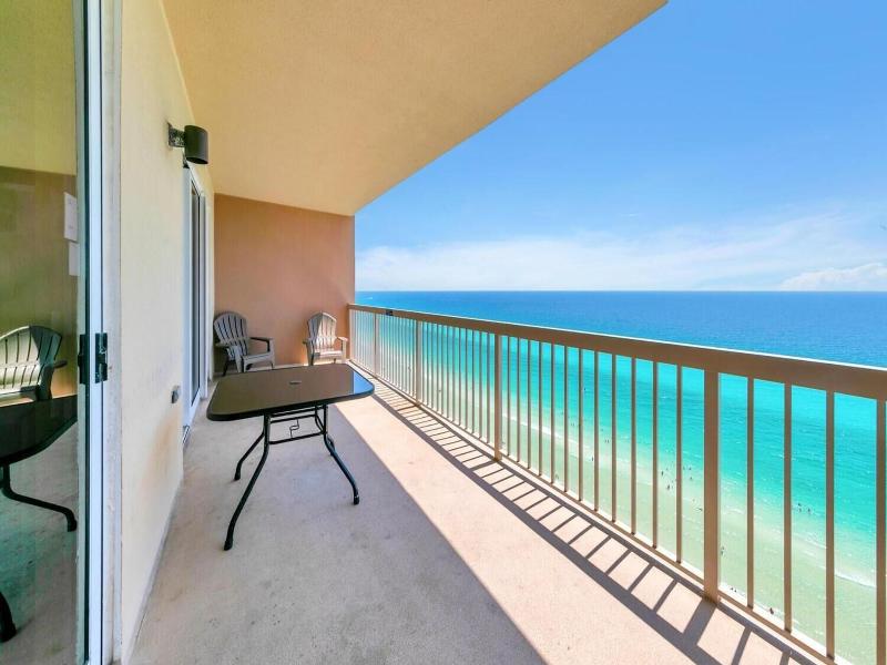 ResortQuest Rentals at Sunrise Beach Resort