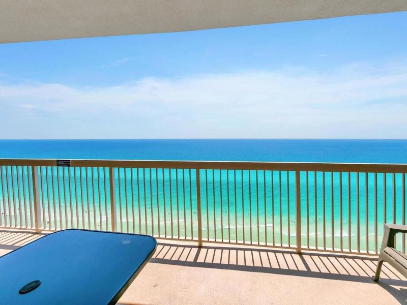 ResortQuest Rentals at Sunrise Beach Resort