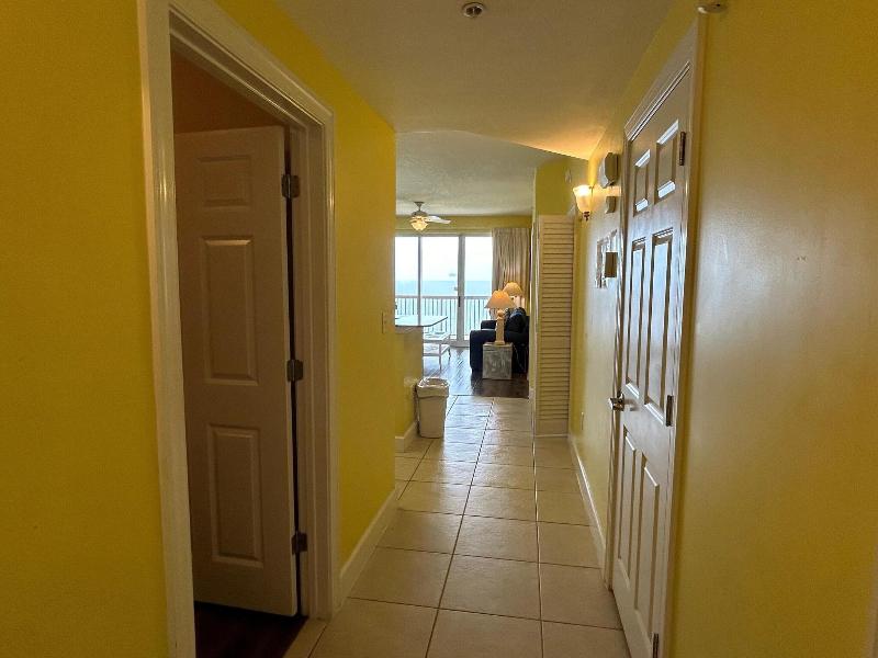 ResortQuest Rentals at Sunrise Beach Resort