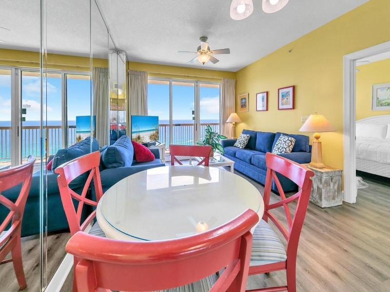 ResortQuest Rentals at Sunrise Beach Resort
