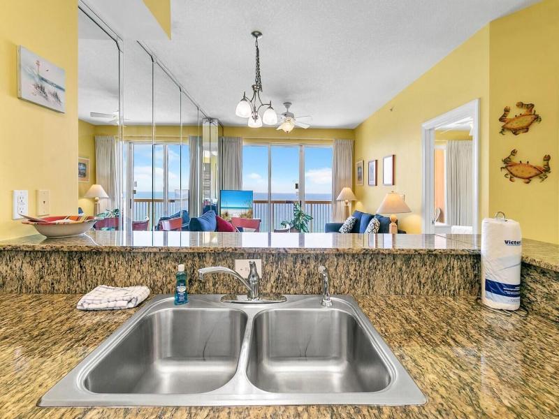 ResortQuest Rentals at Sunrise Beach Resort
