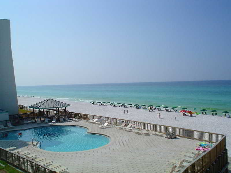 ResortQuest at The Beach House Condominiums