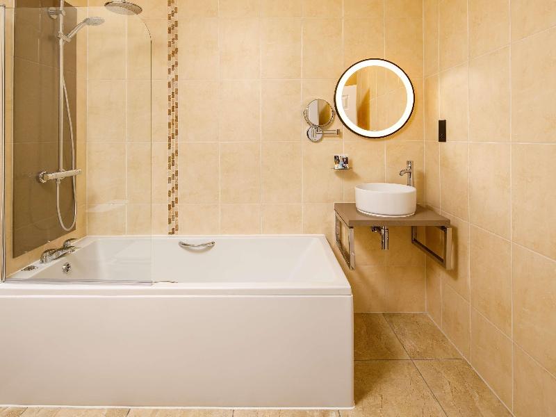 Mercure Oxford Hawkwell House image