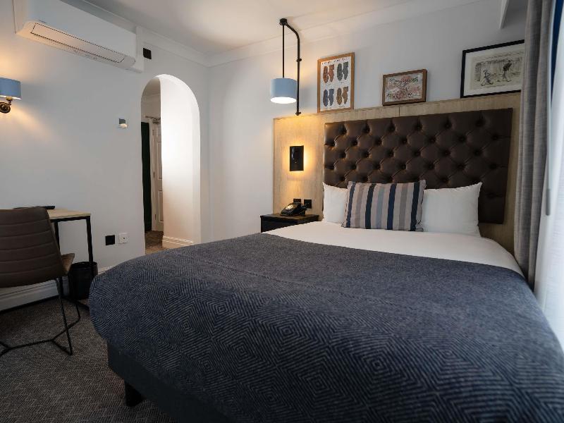 Mercure Oxford Hawkwell House image