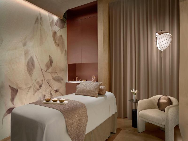 The St. Regis Hotel Singapore image
