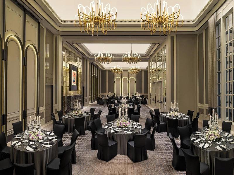 The St. Regis Hotel Singapore image