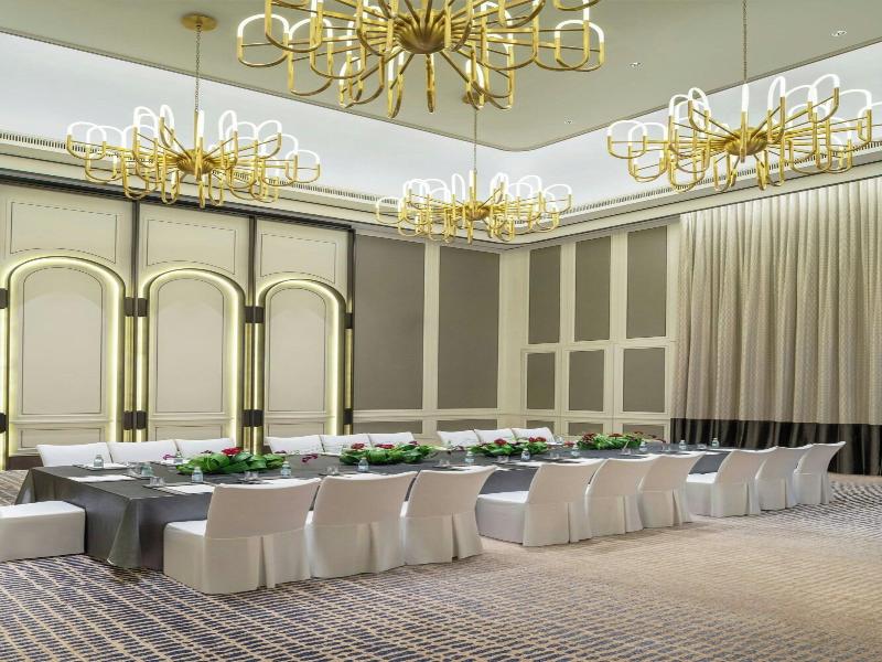 The St. Regis Hotel Singapore image