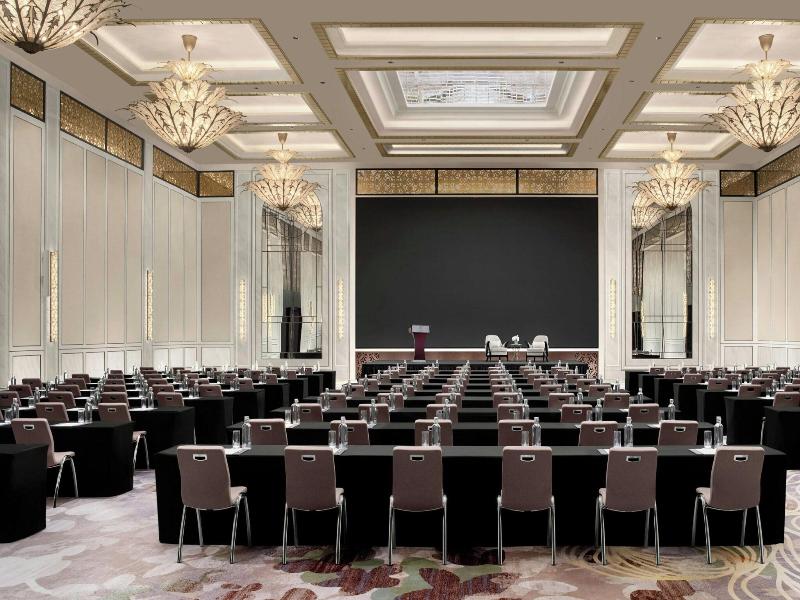 The St. Regis Hotel Singapore image