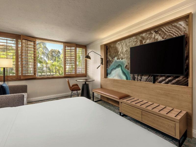 Sheraton La Jolla Hotel image