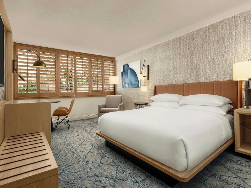 Sheraton La Jolla Hotel image