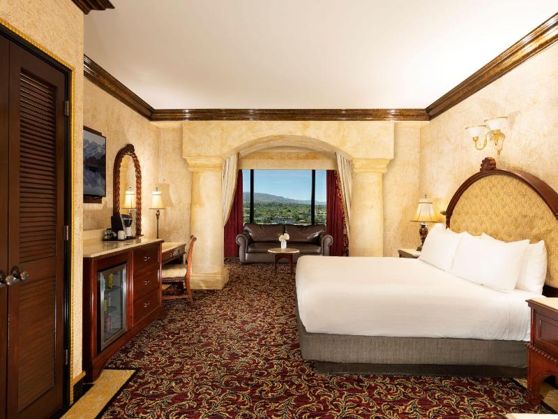 Peppermill Resort Spa Casino, WorldHotels Elite image