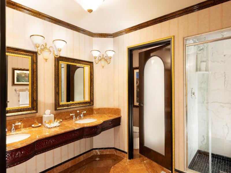 Peppermill Resort Spa Casino, WorldHotels Elite image