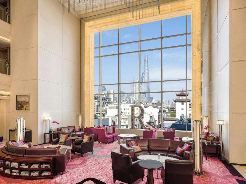Renaissance Shanghai Yu Garden Hotel image