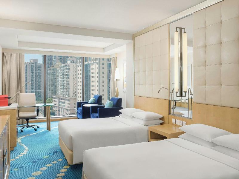 Renaissance Shanghai Yu Garden Hotel image