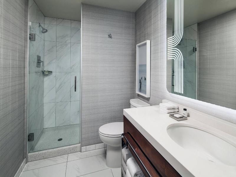 Sheraton Grand Los Angeles image