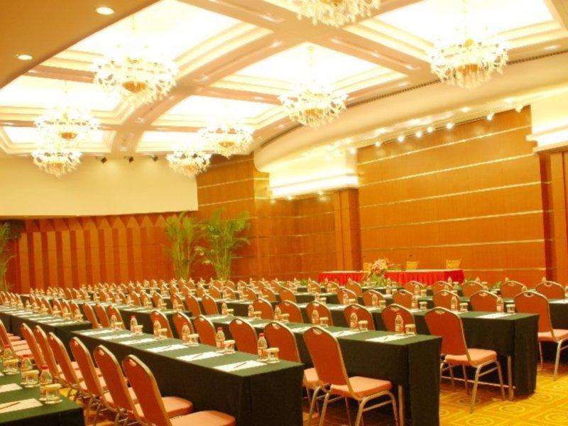 LongMen Hollyear Hotel Shanghai