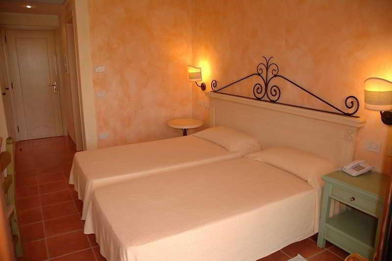 Lantana Resort Hotel & Apartments image