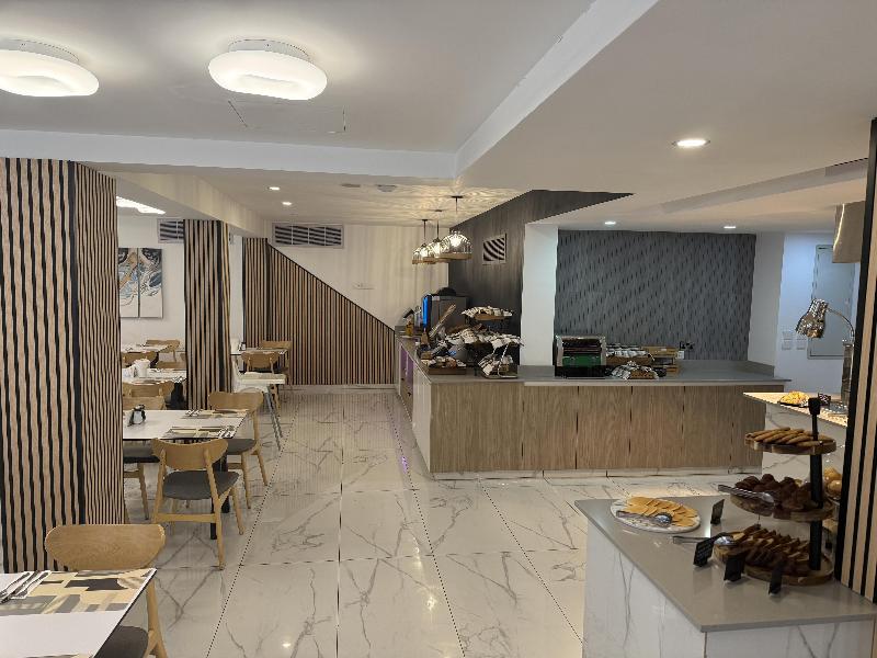 Best Western Plus Larco Hotel image