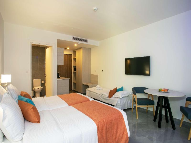 Best Western Plus Larco Hotel image