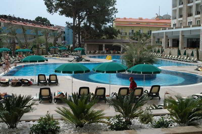 Hotel Sunland Resort & Spa