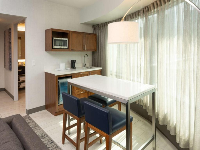 Hilton Fairfax image