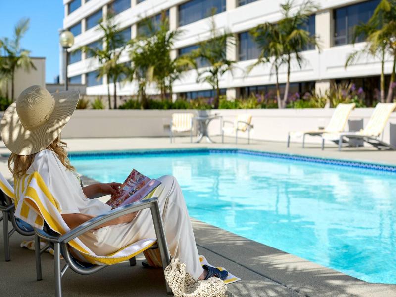 The Westin Los Angeles Airport image