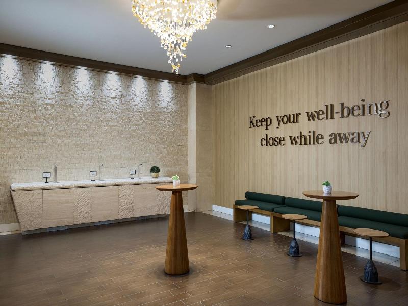 The Westin Los Angeles Airport image