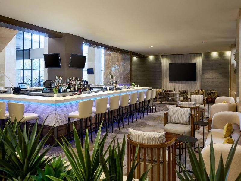 The Westin Los Angeles Airport image