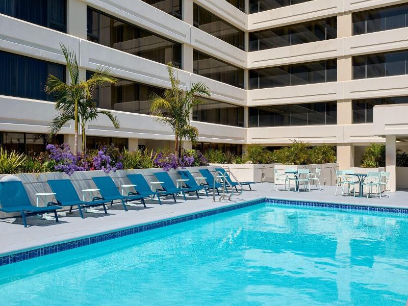The Westin Los Angeles Airport image