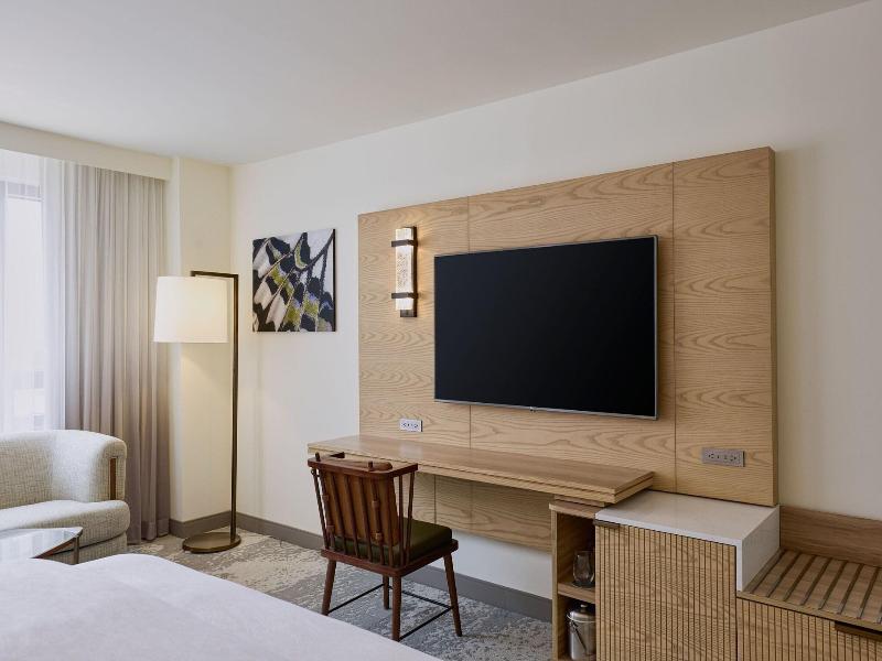 The Westin Los Angeles Airport image