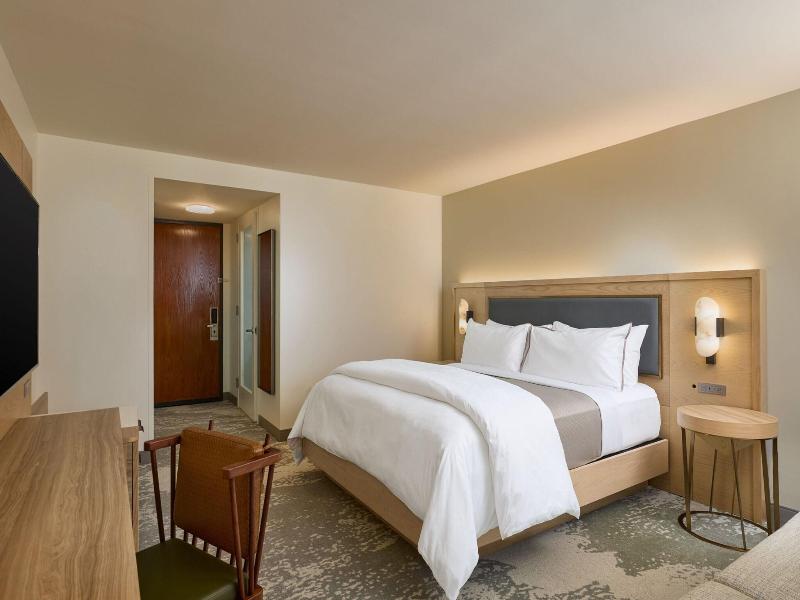 The Westin Los Angeles Airport image