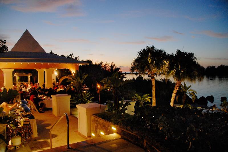Hotel Grotto Bay Beach Resort Bermuda