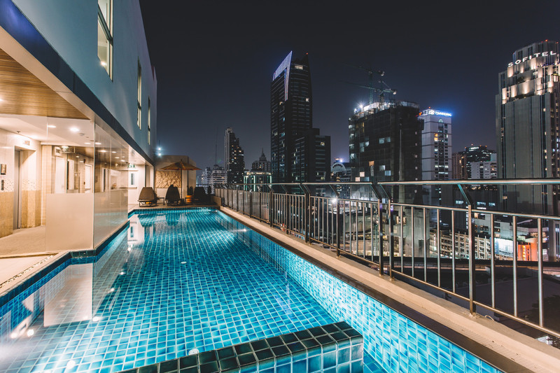 Khách sạn Adelphi Suites Bangkok