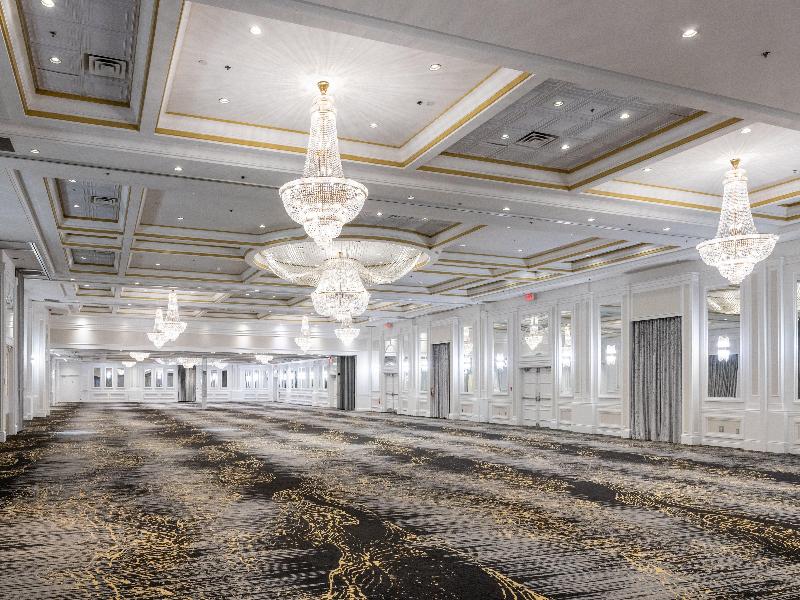 Armon Plaza Montreal Airport by IHG image
