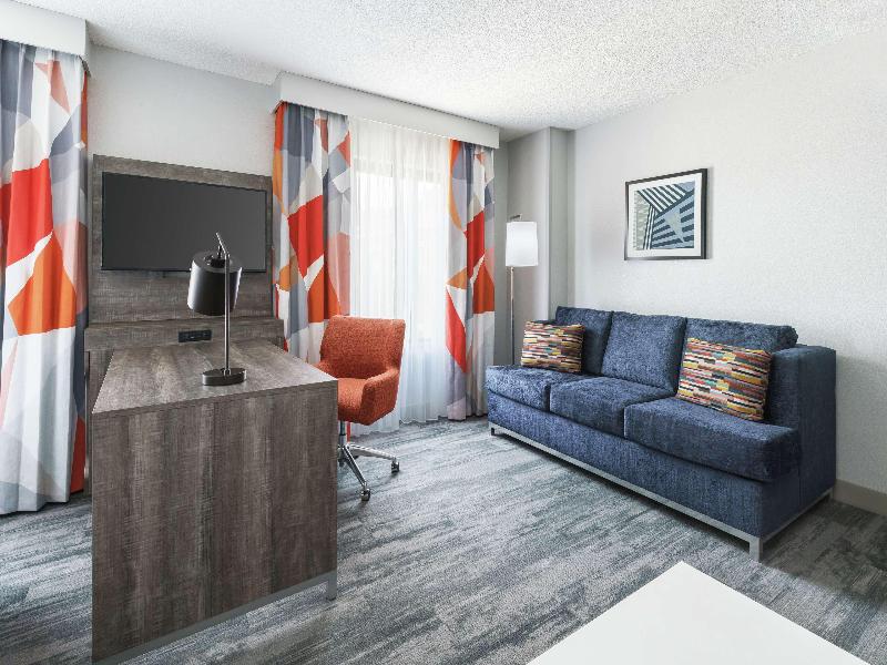 Hampton Inn & Suites Tampa/Ybor City/Downtown image