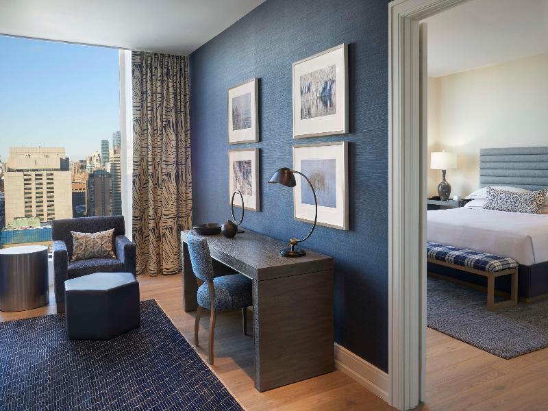 Hilton Toronto image