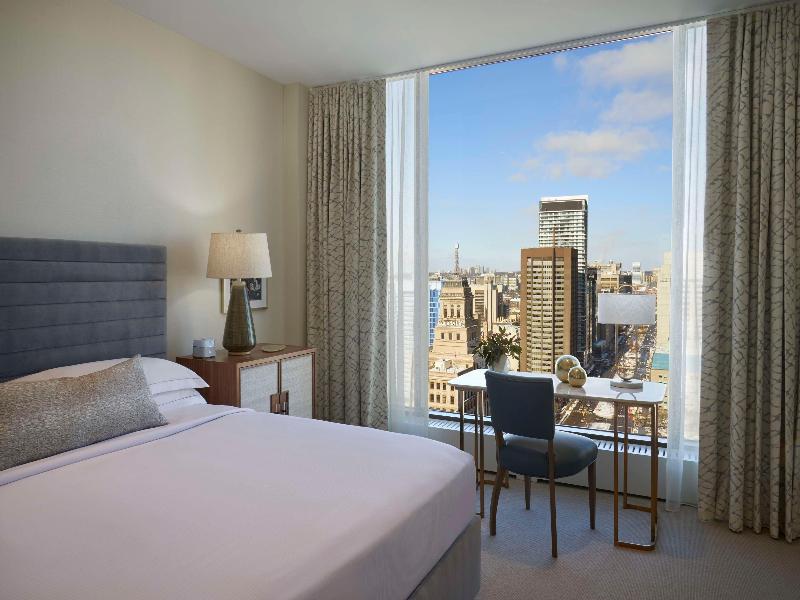 Hilton Toronto image