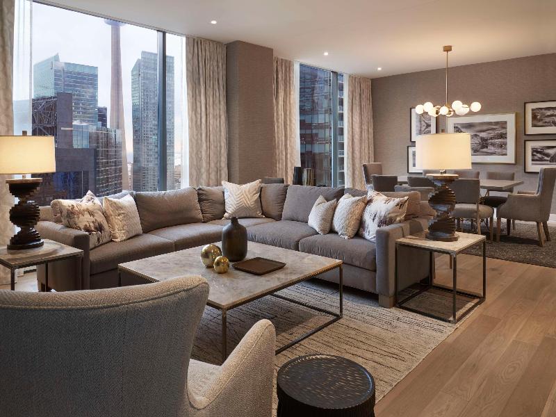 Hilton Toronto image