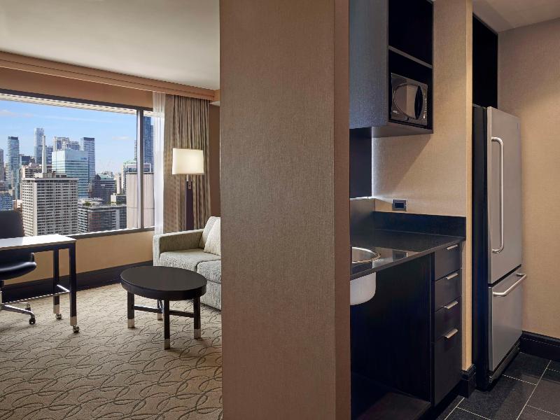 Hilton Toronto image