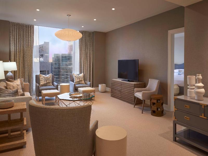 Hilton Toronto image