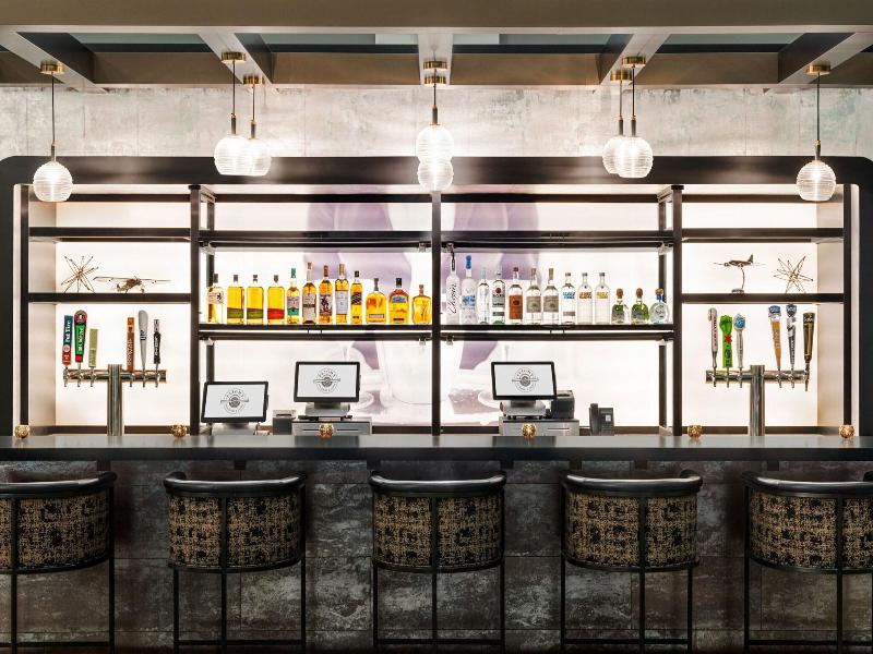 Sheraton Chicago O'Hare Airport Hotel image