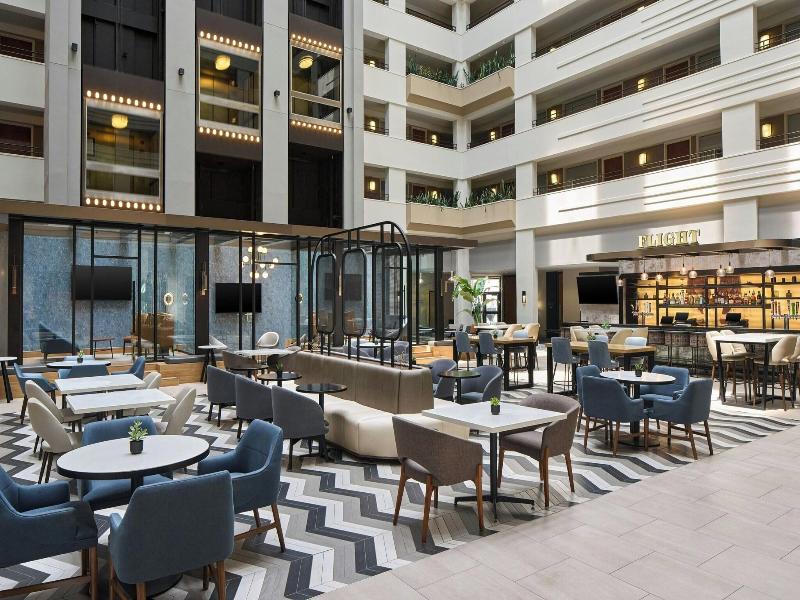 Sheraton Chicago O'Hare Airport Hotel image