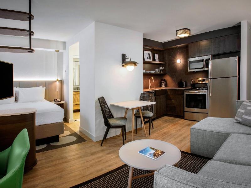 Residence Inn Miami Aventura Mall image