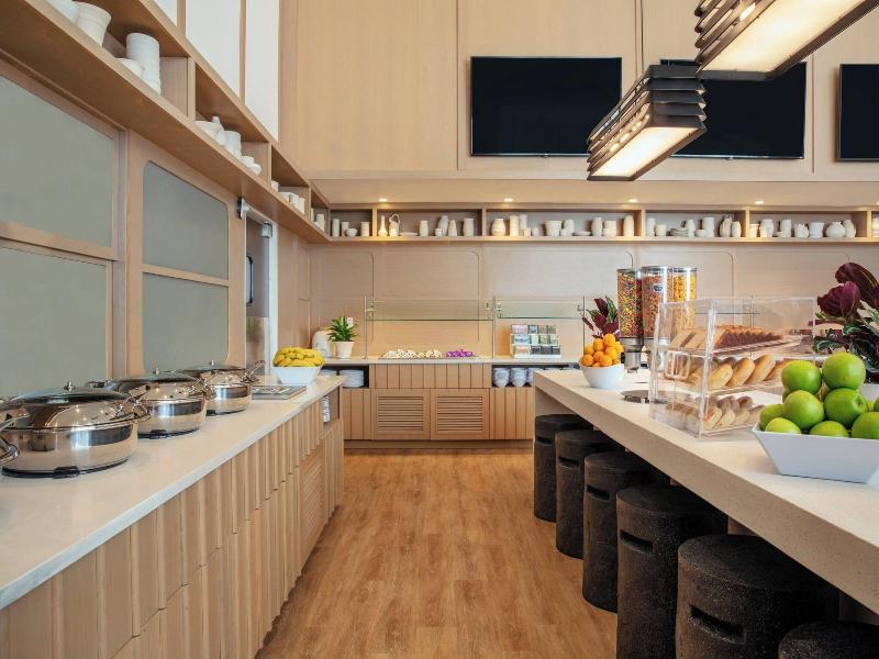 Residence Inn Miami Aventura Mall image