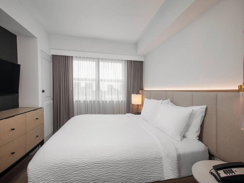Residence Inn Miami Aventura Mall image
