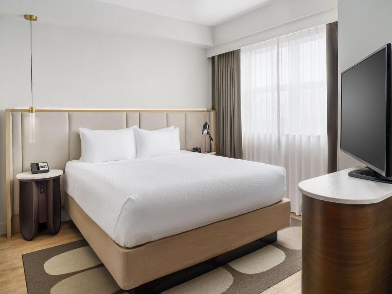 Residence Inn Miami Aventura Mall image